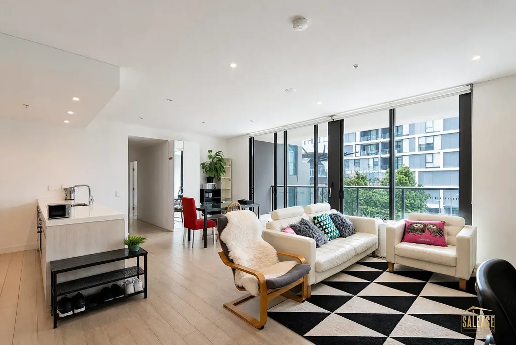 Family 3 Bedrooms Apartment next to North Ryde Metro