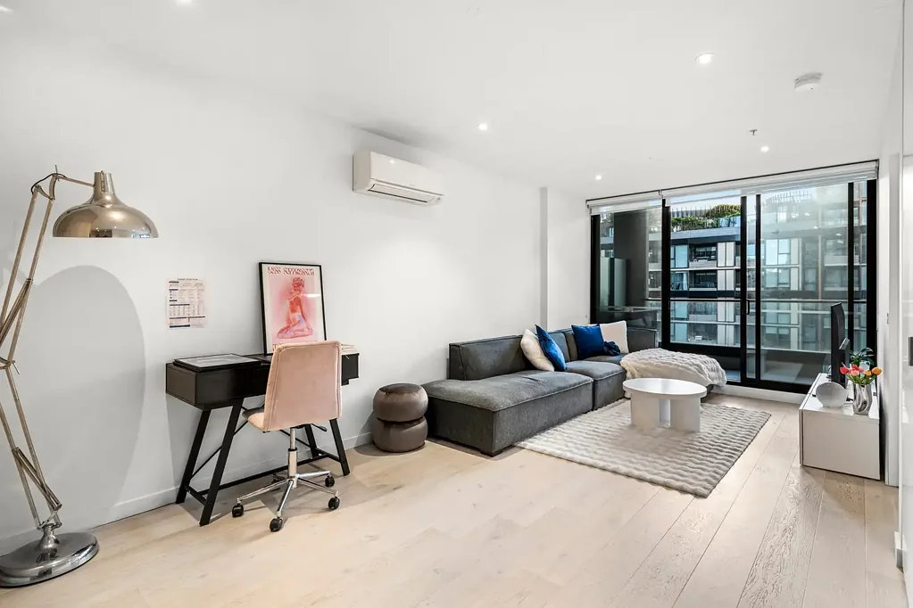 Moonee Ponds 1침실 An Extremely Rare 76m2 One Bedroom Apartment!