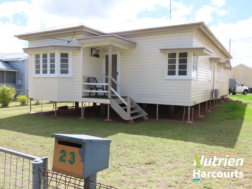 23 Middle Street, Chinchilla, QLD 4413