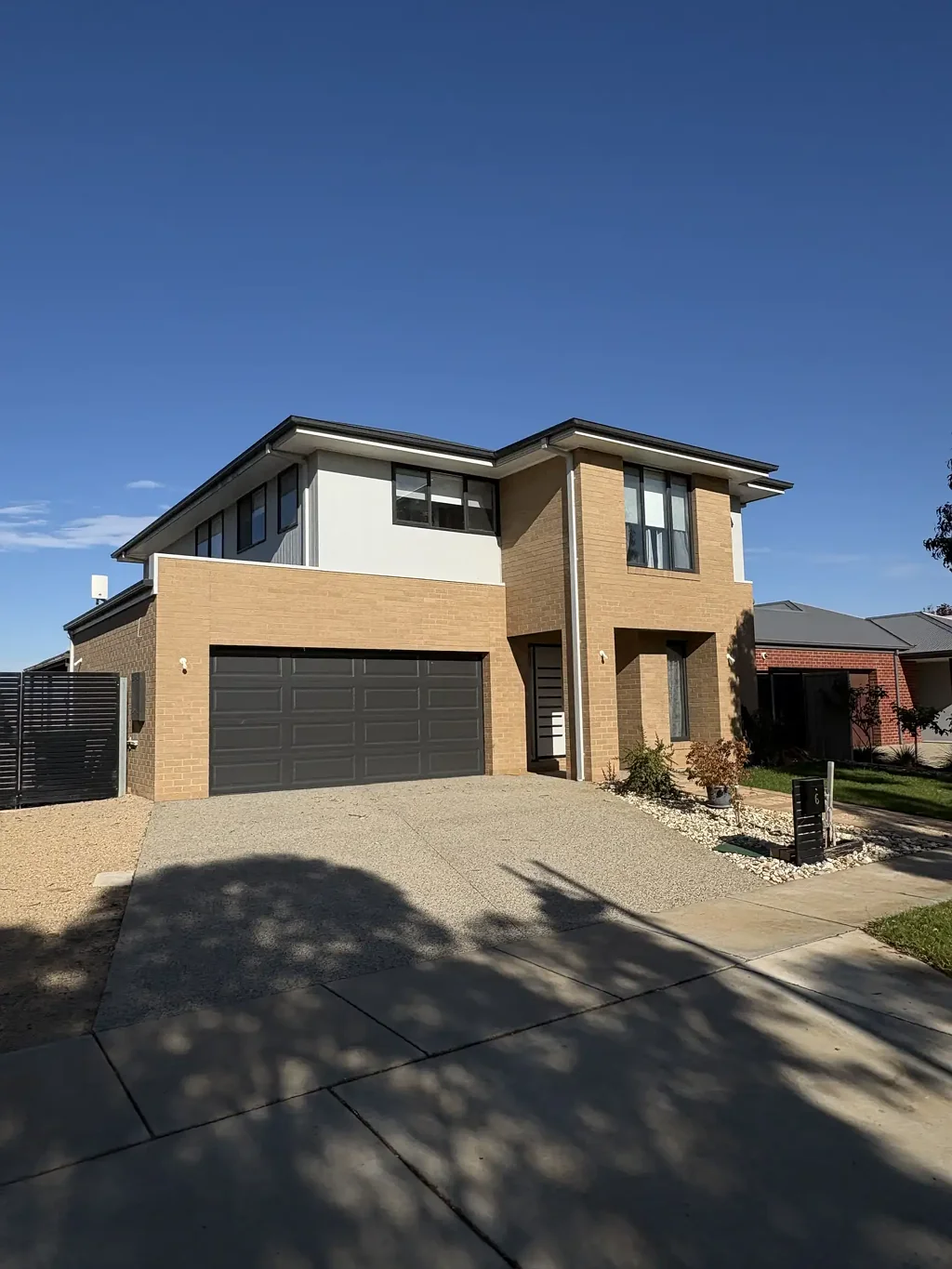 Please call Ray White Nagambie to book a viewing 03 5794 2777