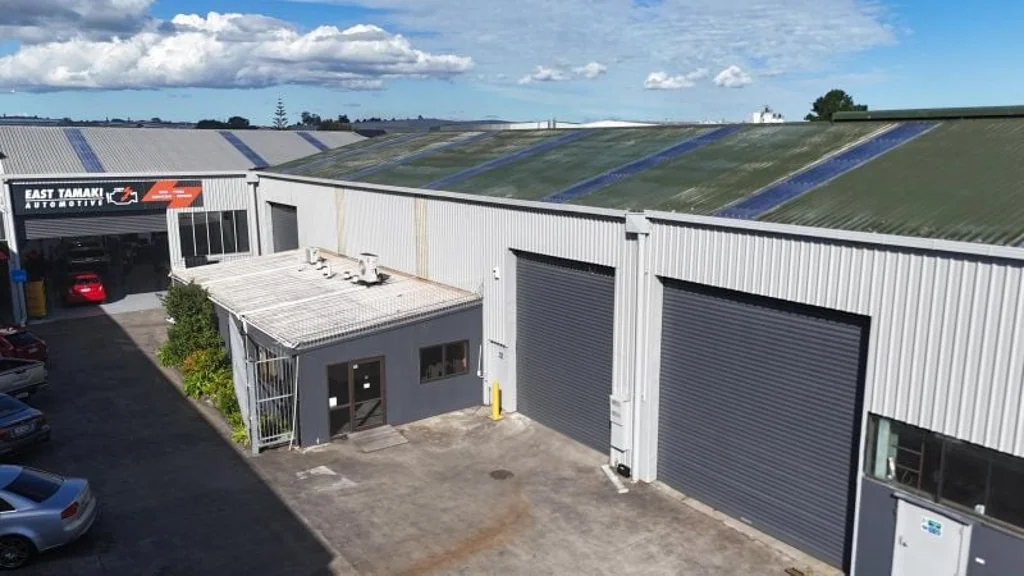 East Tamaki Container-Friendly Warehouse – Dual Roller Doors