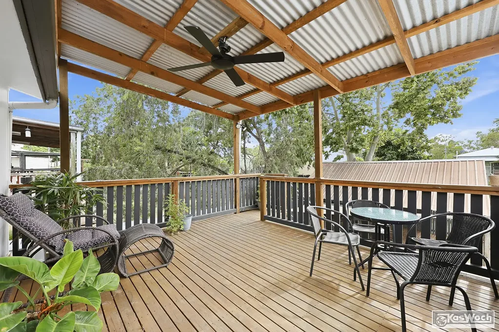 285 EAST STREET, Depot Hill, QLD 4700