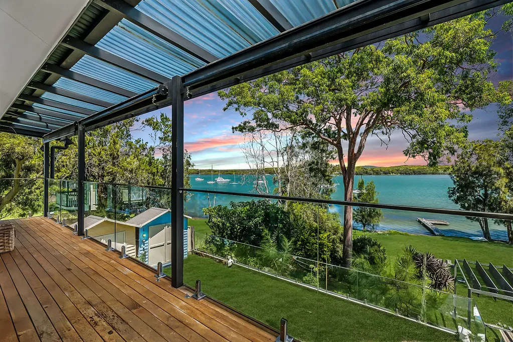 53 Macquarie Road, Mannering Park, NSW 2259