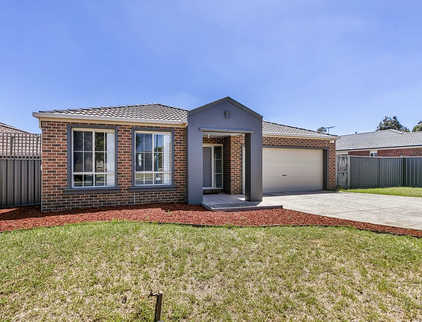6 Condamine Avenue, Manor Lakes, South West Melbourne, 4 침실, 2 욕실, House
