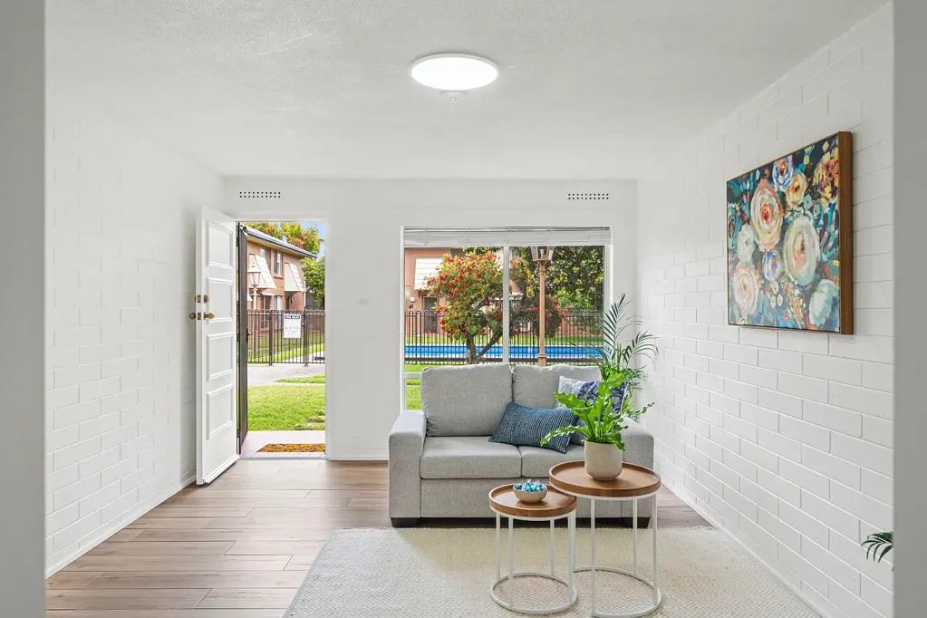 Tranmere 2房  Prime Location - Brilliant First Home or Investment