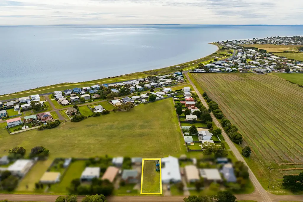Indented Head Prime Coastal Allotment with Rural Outlook