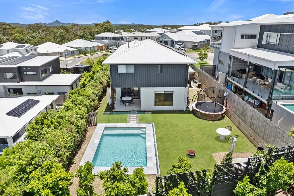 Peregian Springs 4房  Relaxed Luxury, Space & Sunset Views in a Quiet Peregian Springs Cul-de-Sac