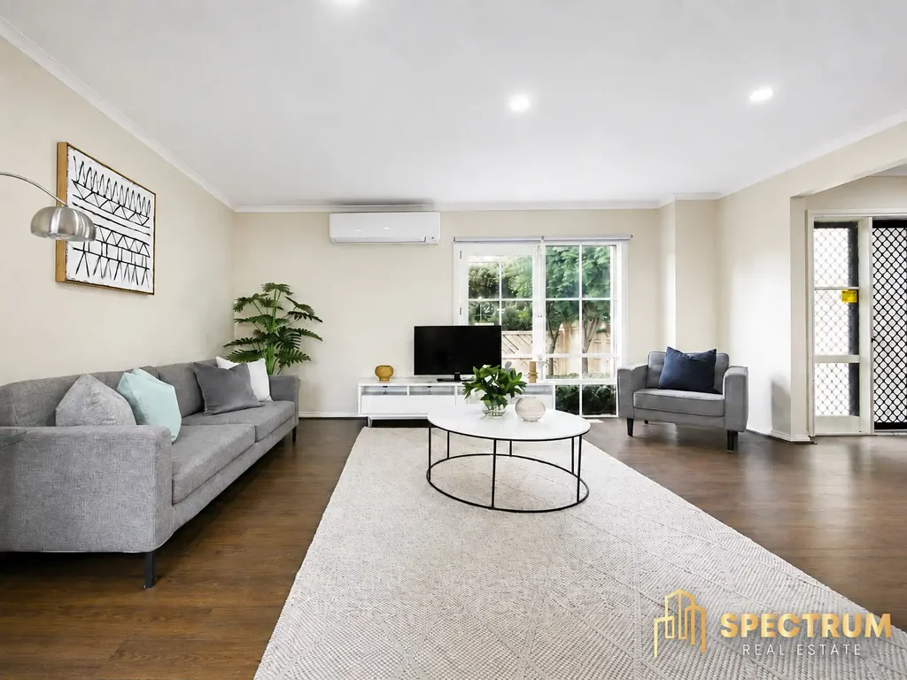 Clayton 3 Bedroom Contemporary Comfort in Central Clayton