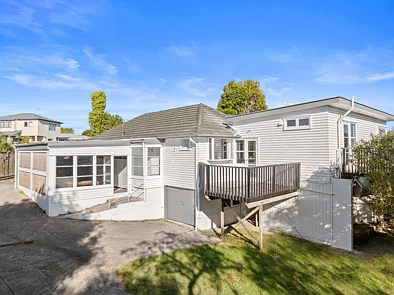 Spacious 4 Bedroom Family Home