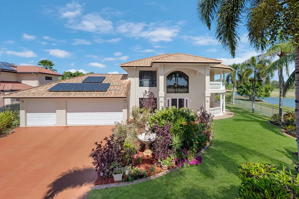 Kirwan 5 Bedroom A Grand Golf Course Residence Offering Luxury and Lifestyle