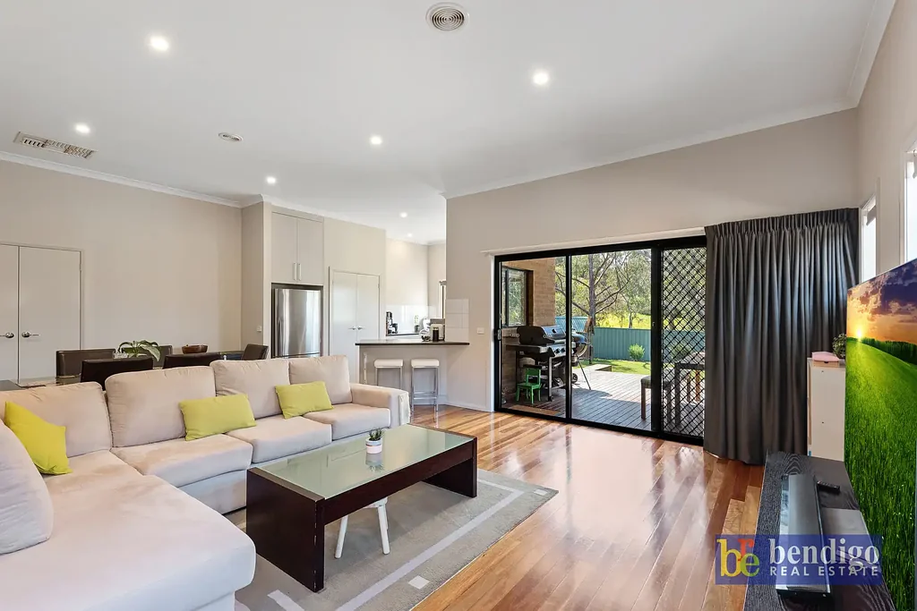 Stylish Split-Level Living in Golden Square