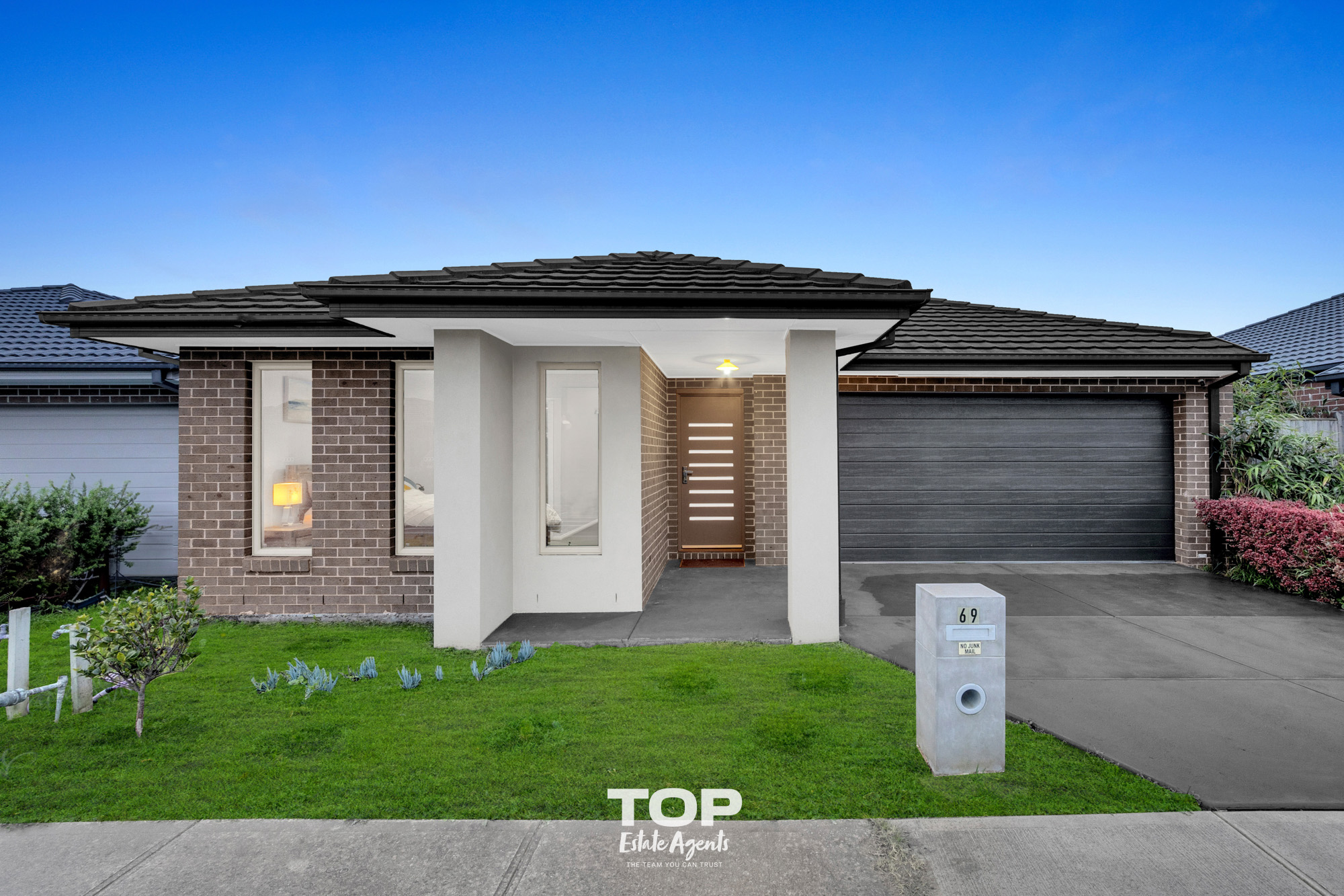 69 CLYDEVALE AV, CLYDE NORTH VIC 3978, 0 phòng ngủ, 0 phòng tắm, House