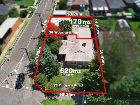 Keilor East 3 Bedroom Real estate rarity: Two titles to be sold as one.
