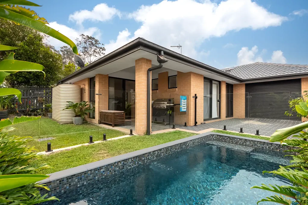 1 Pearl Street, Coomera, QLD 4209