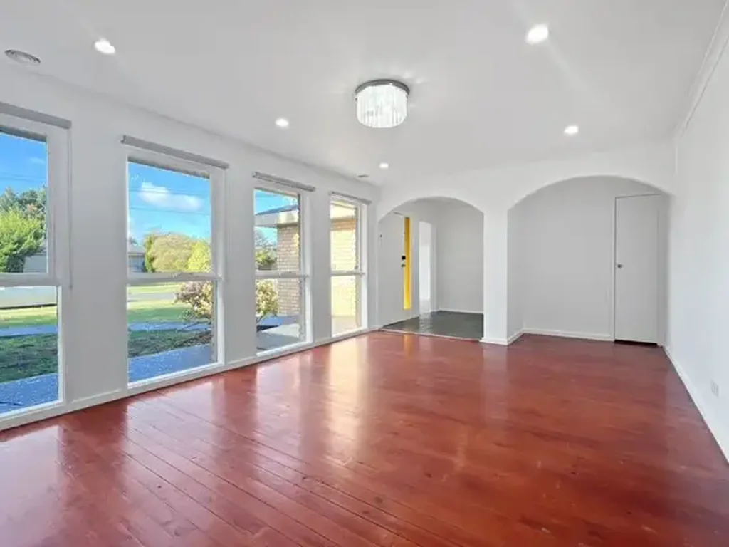 Spacious & Family-Friendly Living in Prime Hoppers Crossing Location