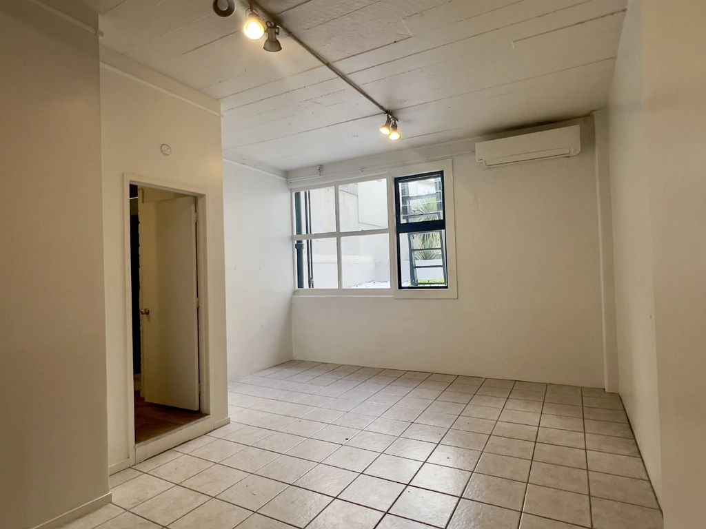 Character-Filled 3-Bedroom Apartment