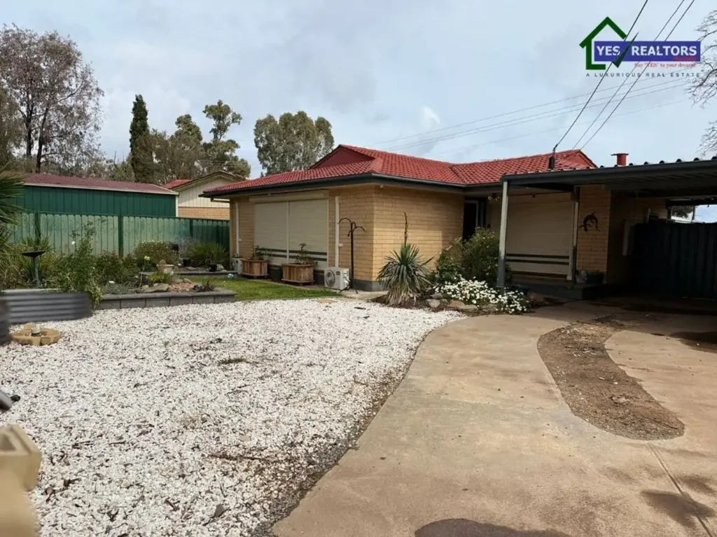 Salisbury North 4Kwarto 🏡 Prime Opportunity on a Generous 650sqm Block – 38 Witonga Avenue, Salisbury North