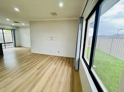 60 Warrilow Loop, Canning Vale, WA 6155, 3 slaapkamers, 2 badkamers, House