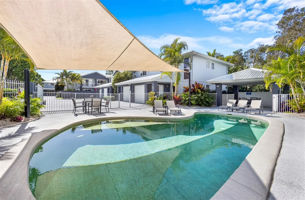Beautiful Townhouse, Fantastic Location