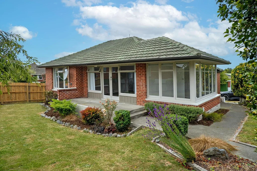 27 Kelvin Street, Marchwiel, Canterbury