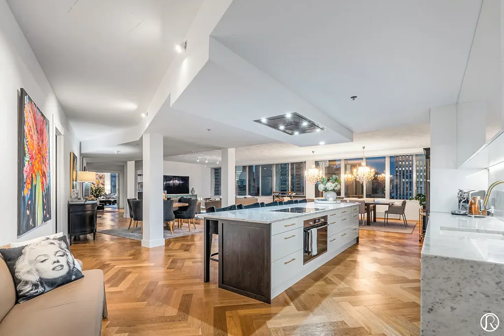 Adelaide 5Moenga Unrivalled Luxury. Iconic Location.