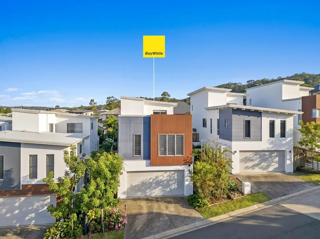 Oxenford 4房  Owners bought elsewhere, Oxenford Beauty Must be SOLD!