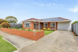 93 Trimmer Parade, Findon