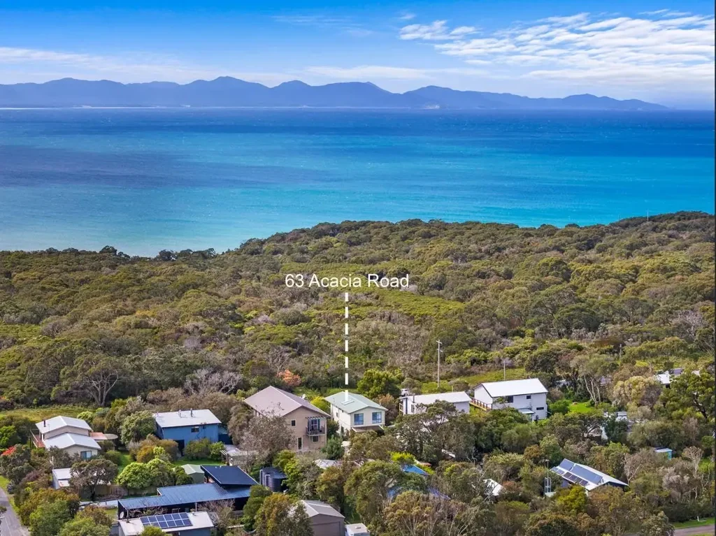 Walkerville 3 Bedroom Sea Views and Magic Beach