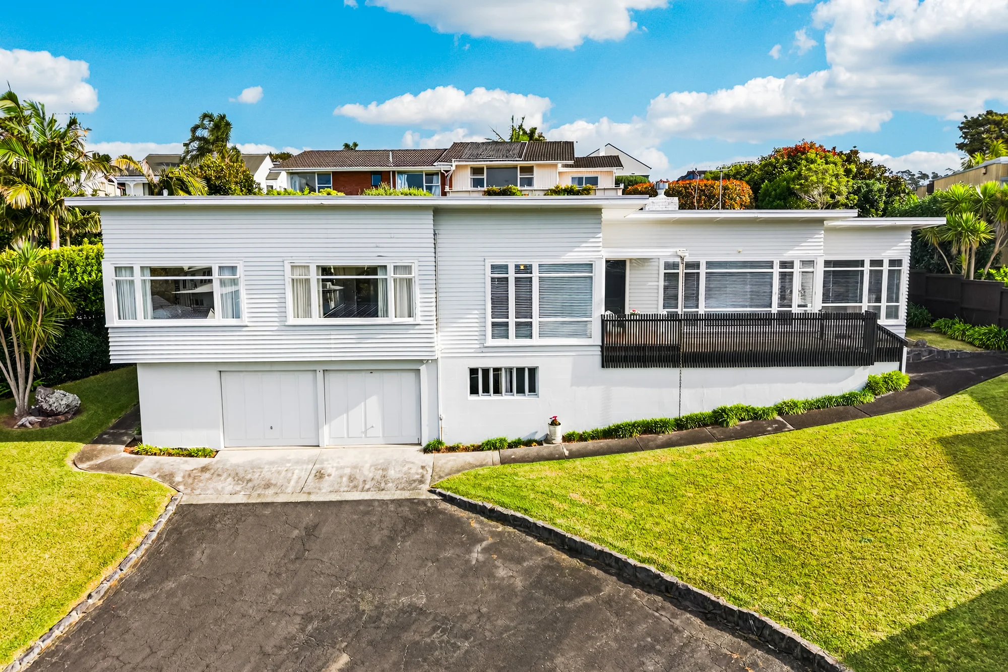 Hauraki 3Kwarto Substantial Landholding | Bluechip Position