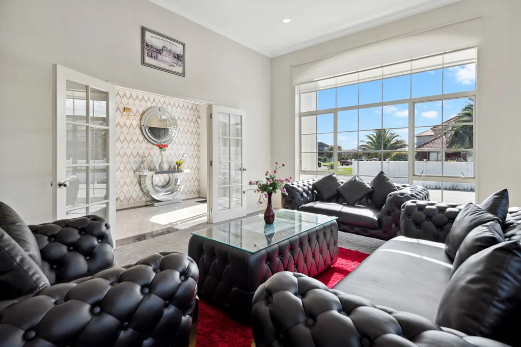 42 Thornbury Cresent, Dannemora, Manukau City, Auckland