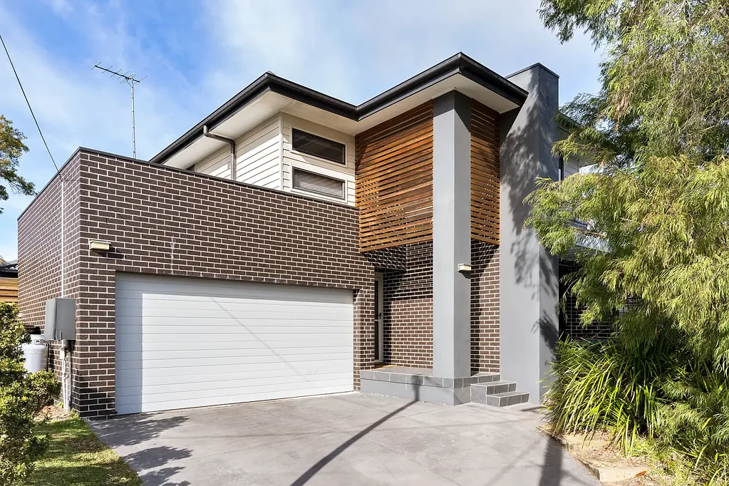 Engadine 5Moenga Space, style and sophisticated modern living