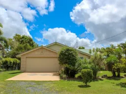 194 Queen Elizabeth Drive, Cooloola Cove