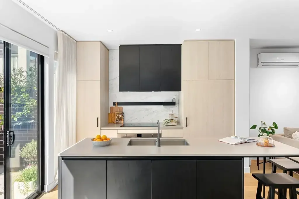 Alphington 3Habitaciones Sophisticated Style, Functional Living, Rooftop Views