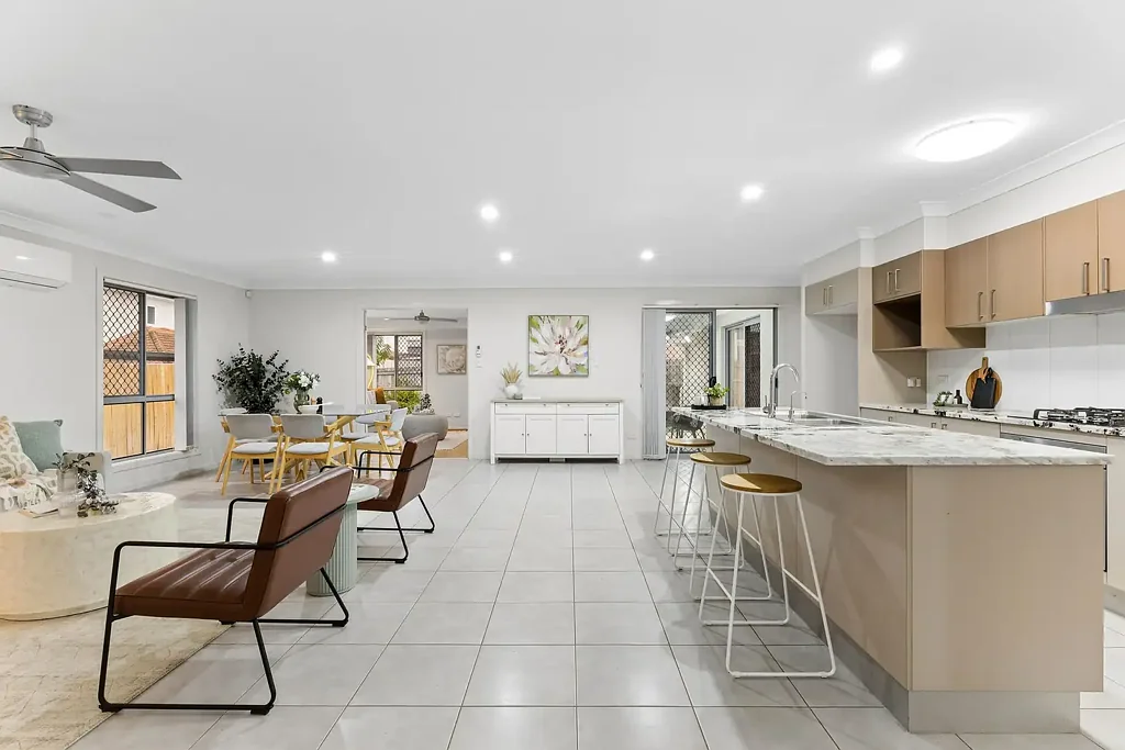 4 Colebrook Crescent, Doolandella, QLD 4077