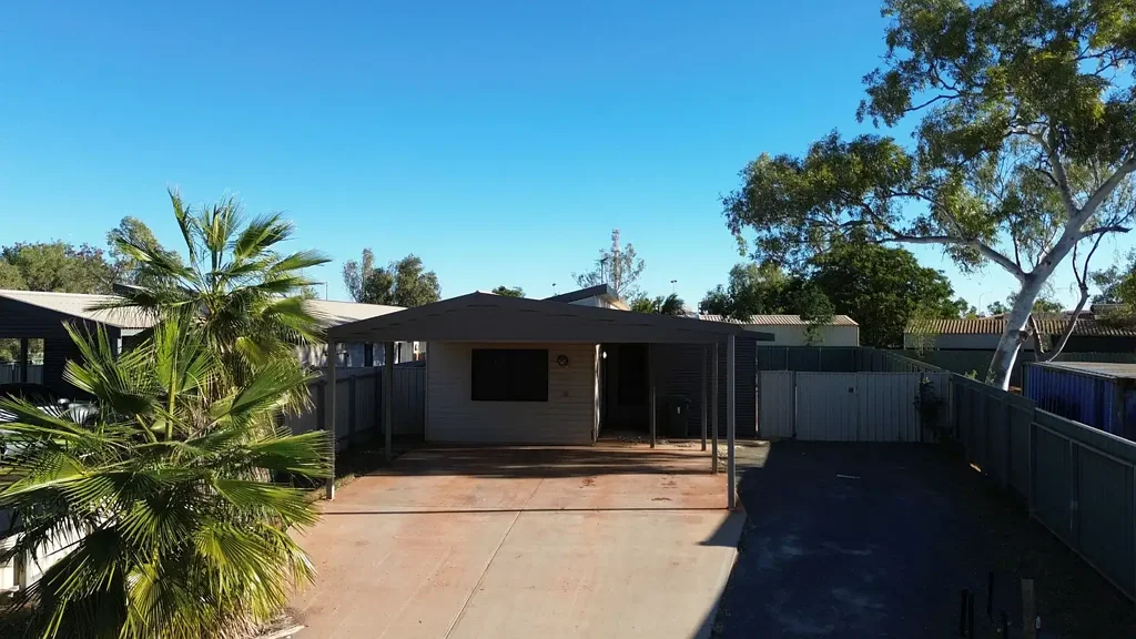 Modern Family Home with Theatre Room & Secure Parking