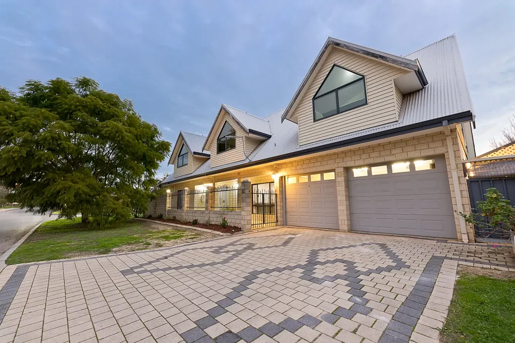 12 Kanella Road, Shelley, WA 6148
