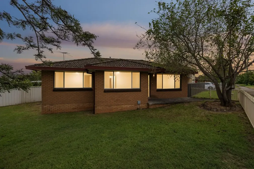 58 Superior Avenue, Seven Hills, NSW 2147