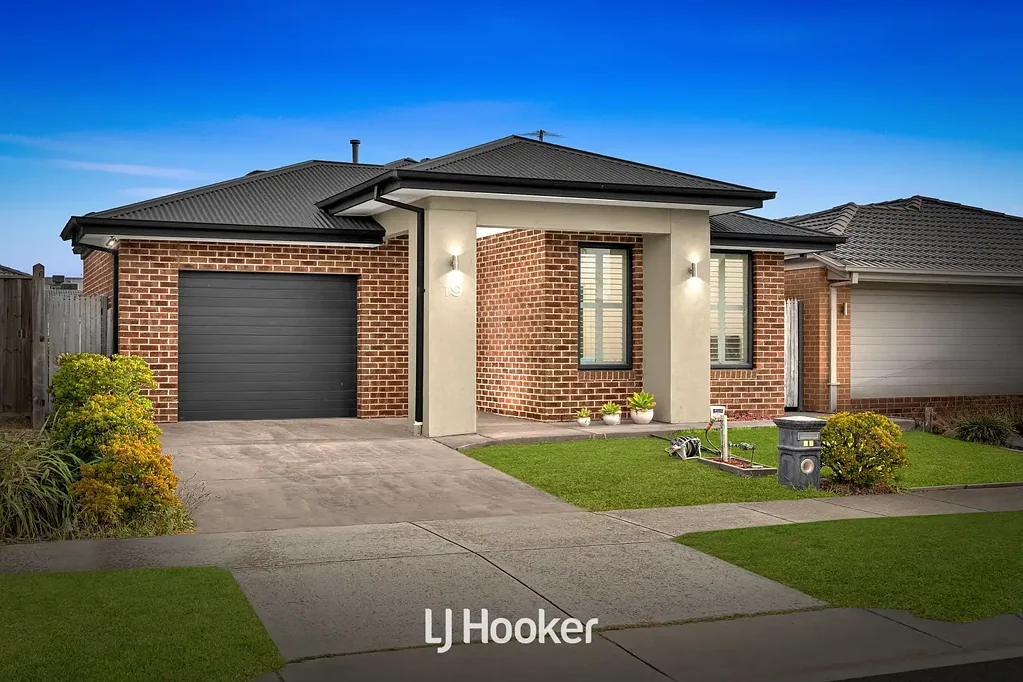 19 Limonium Crescent, Lyndhurst, VIC 3975