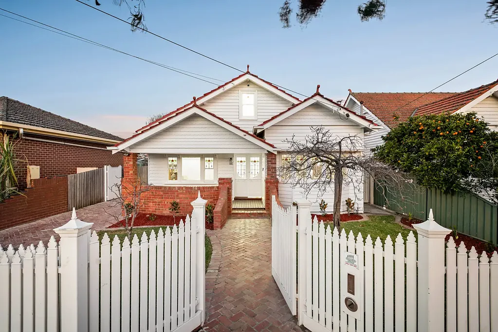 10 Huntington Grove, Coburg, VIC 3058