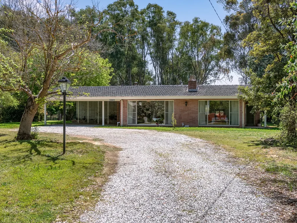 100 Edwards Street, Wangaratta, VIC 3677