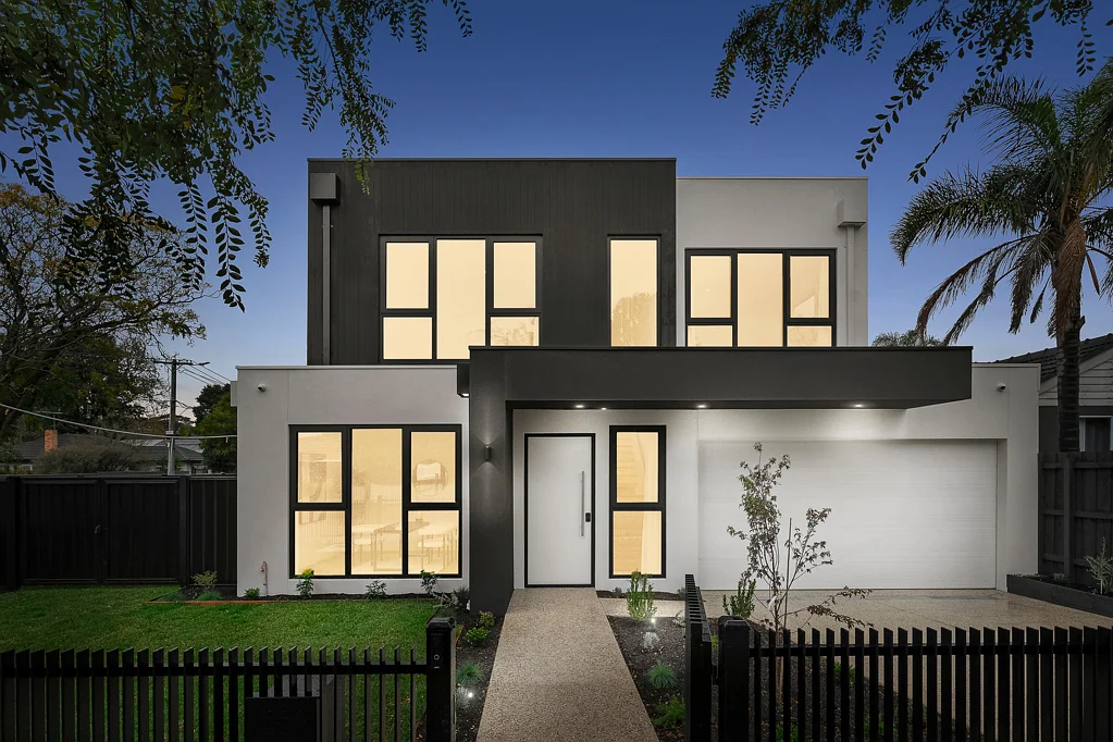 Clarinda 4chambre Architectural Luxury with Designer Finishes & Family Excellence