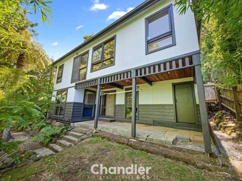 Belgrave 5 Bedroom Five-Bedroom Home with Fabulous Views and Location