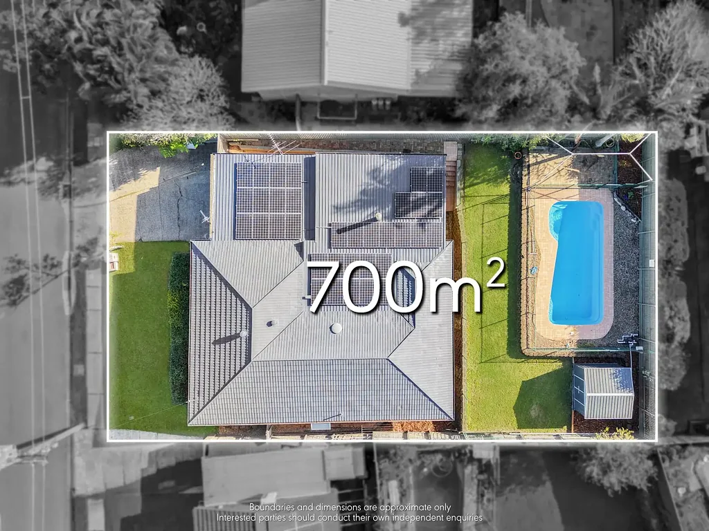 Springwood 5ห้องนอน Spacious Family Home on 700m2 block