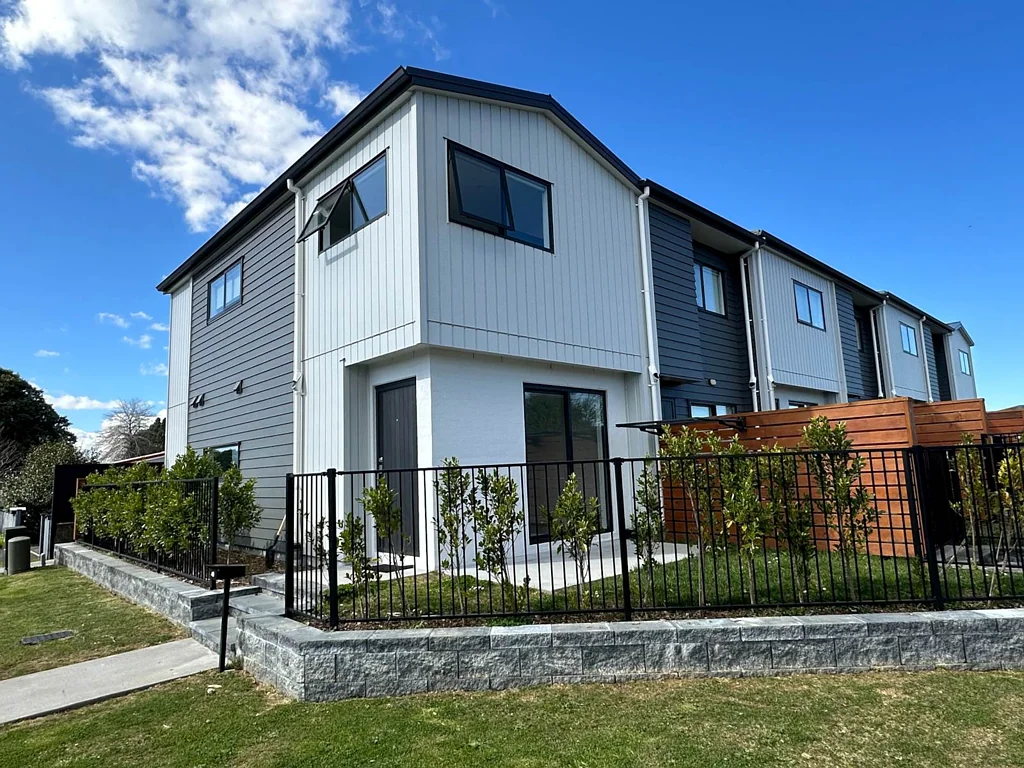 Centrally Located on West Street