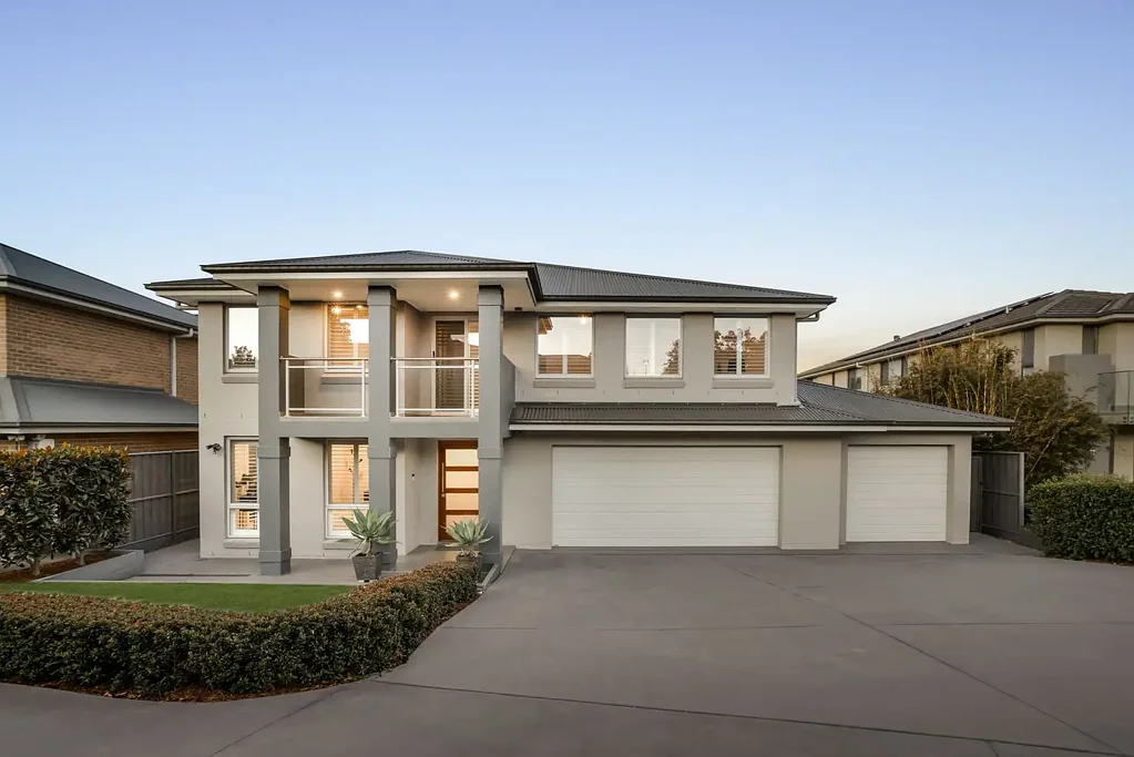 Kellyville 6 Bedroom AUCTION ON-SITE Saturday 6th September 10am
