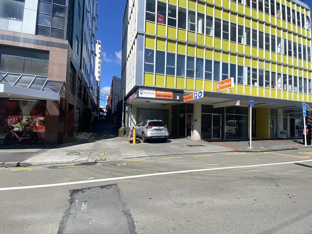 Te Aro Easy and Flexible Terms Office on Dixon