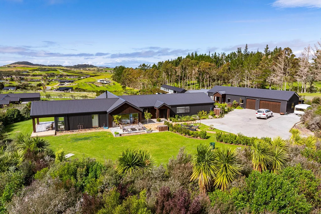 Mangawhai  Two Homes, Endless Possibilities
