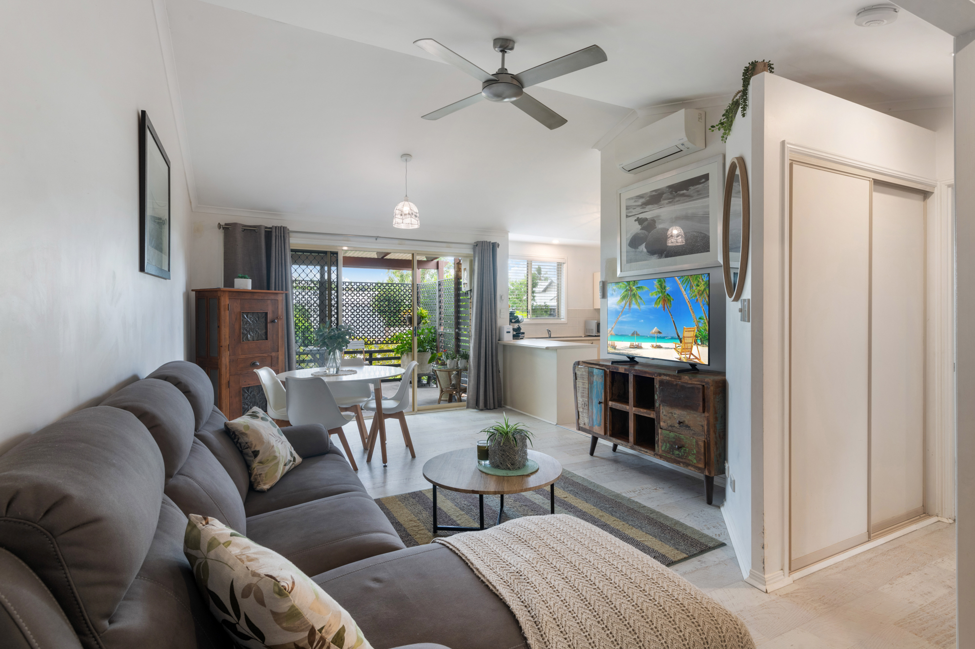 COCKLESHELL 2 3 SYLVIA ST, NOOSAVILLE QLD 4566, 0房, 0浴, Unit