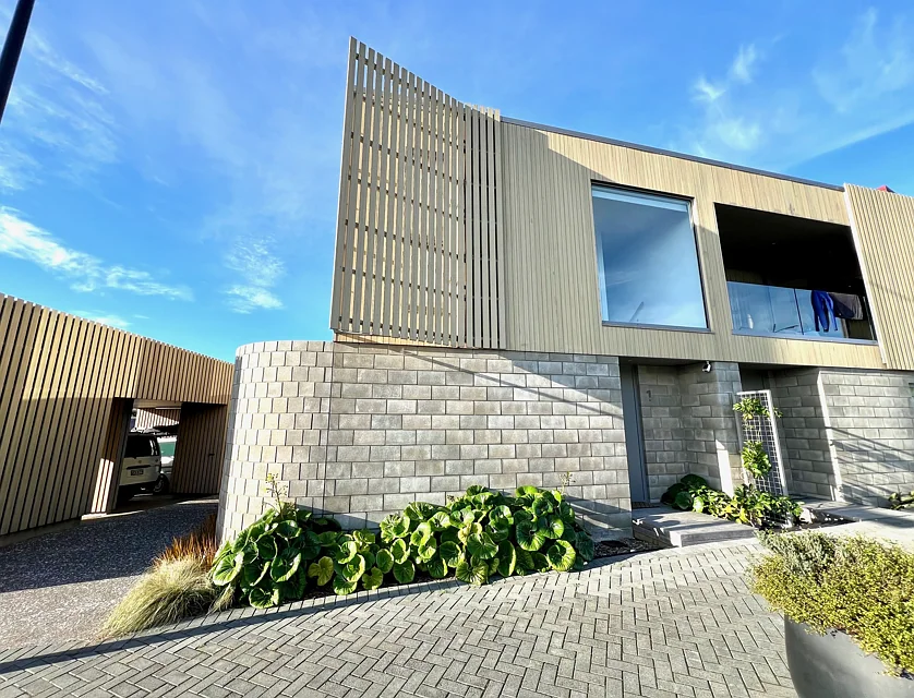 1/25 Rangitahi Road, Raglan, Waikato, 2房, 1浴, 整租城市屋
