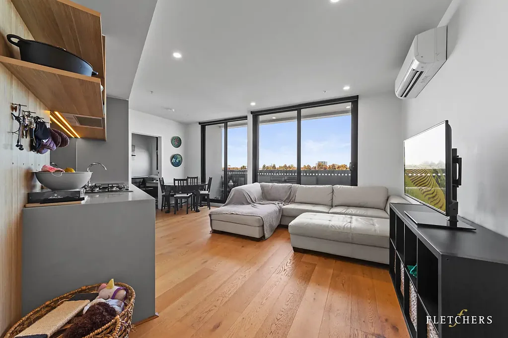 Ascot Vale 2कमरा Chic Lifestyle Living in Prominent Location